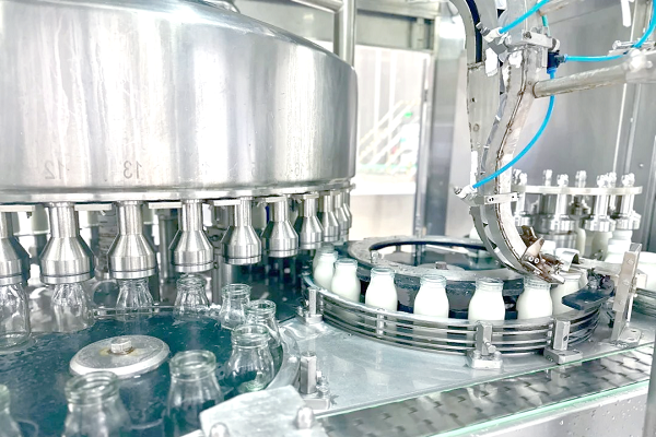 牛奶生產(chǎn)車(chē)間潔凈室檢測(cè)項(xiàng)目主要包含哪些？無(wú)塵室第三檢測(cè)主要檢查哪些項(xiàng)?